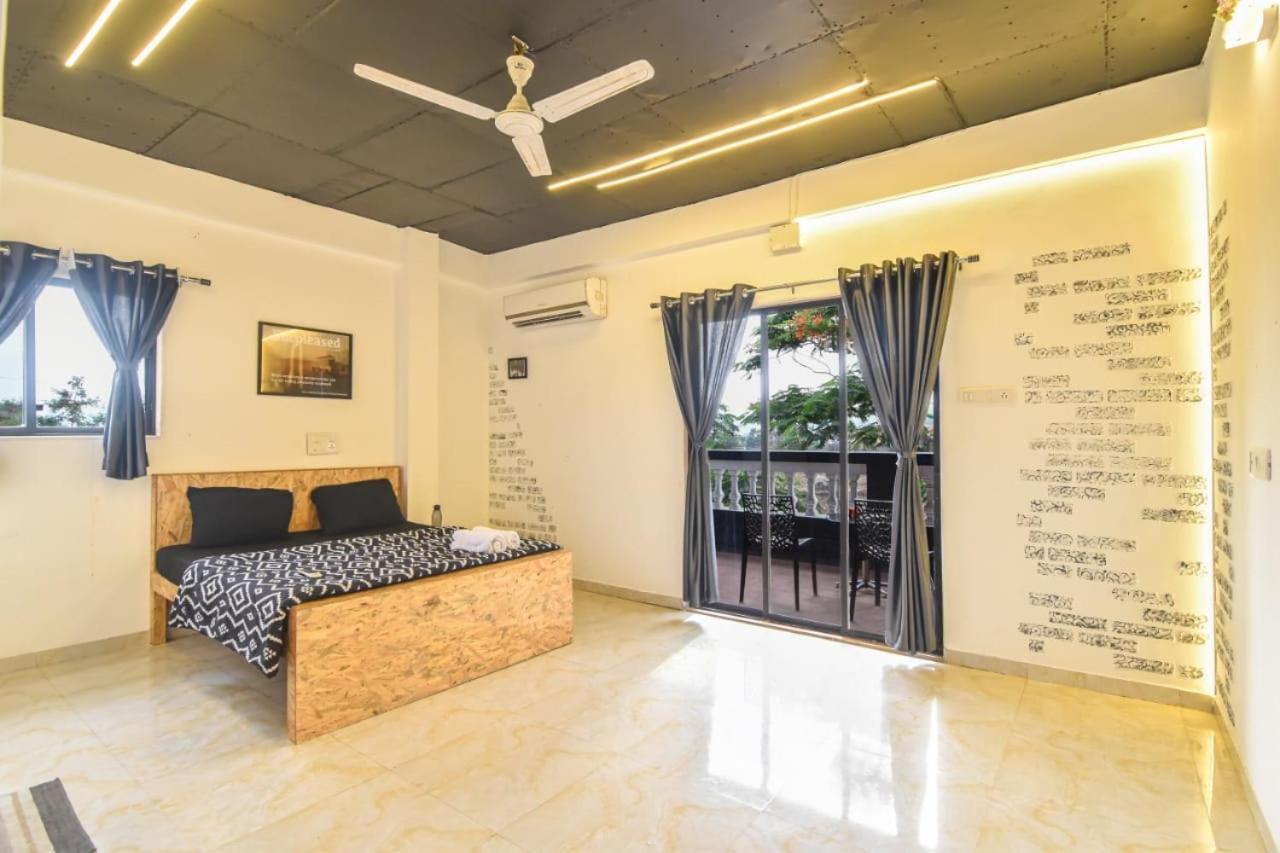 Black Stone Villa Karli Exterior photo